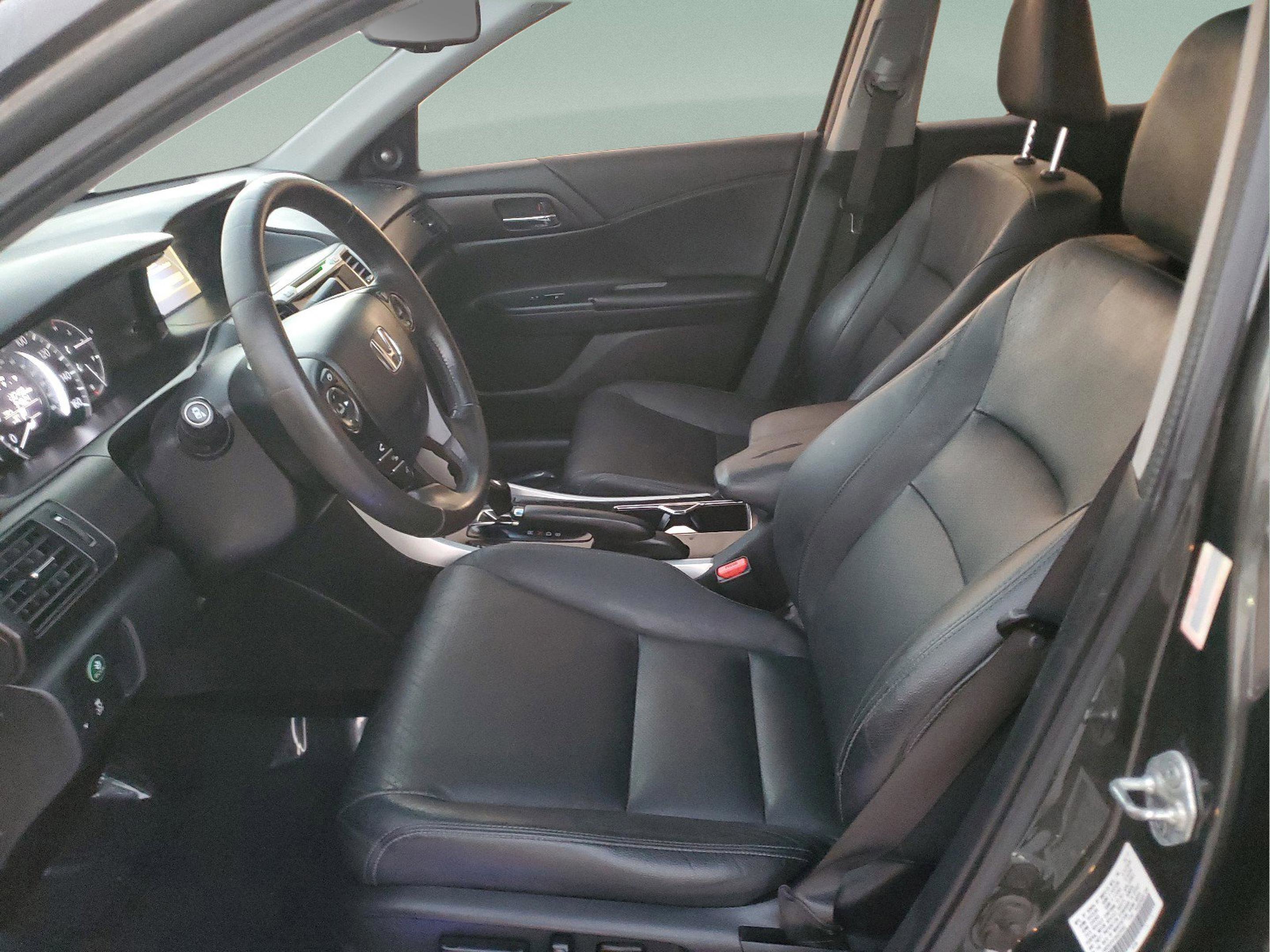 Used 2013 Honda Accord EX-L image 16