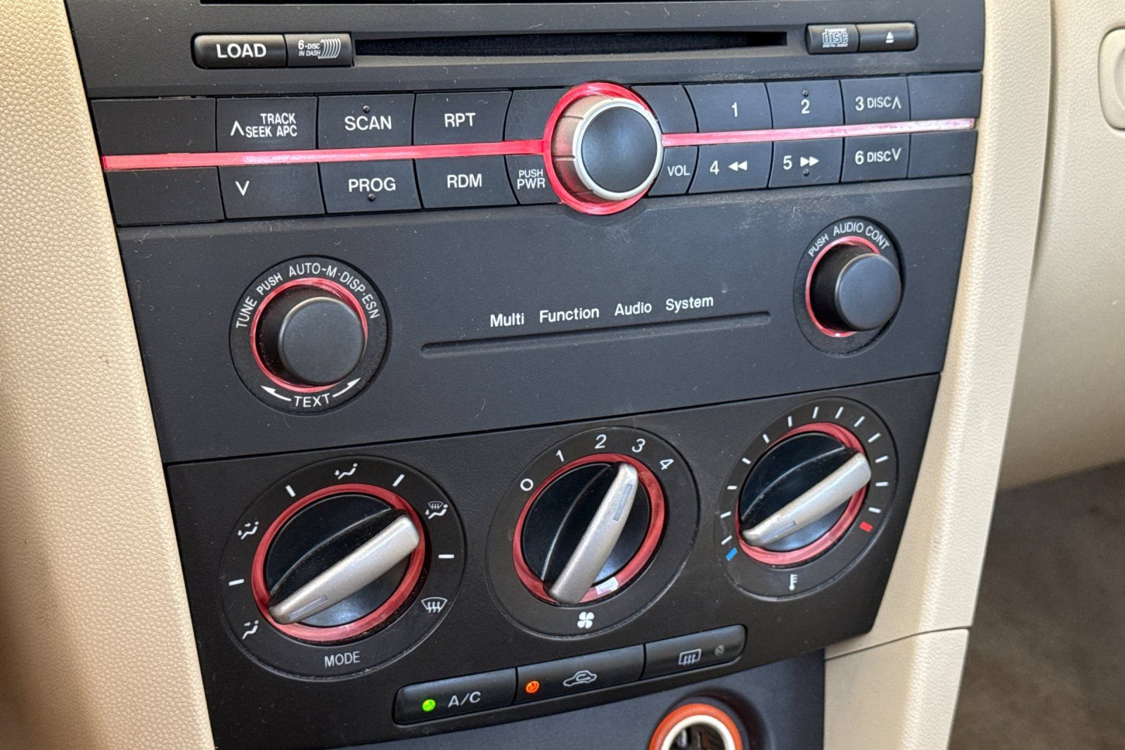 Used 2007 MAZDA MAZDA3 i Touring FWD image 19