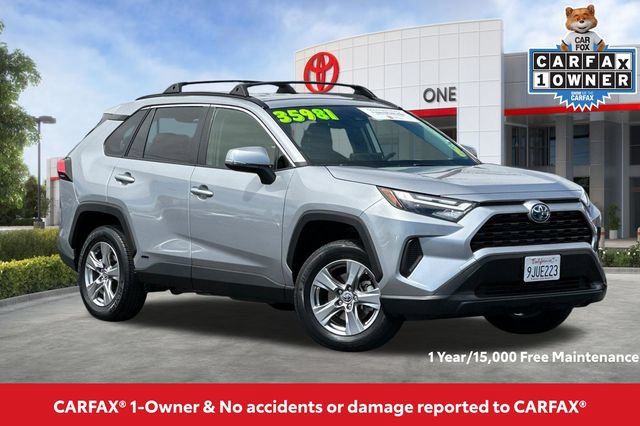 Used 2023 Toyota RAV4 LE AWD/4WD image 2