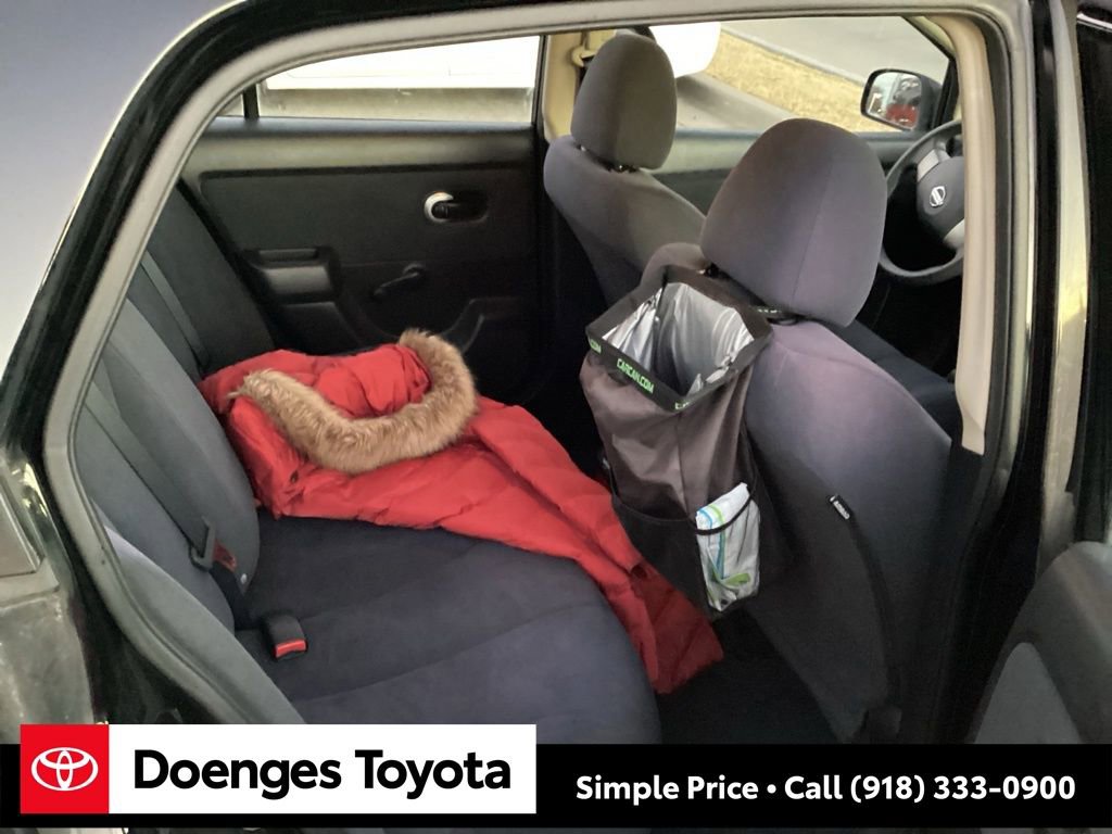 Used 2011 Nissan Versa Sedan image 9