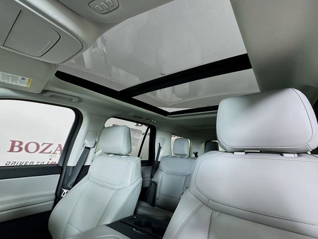 New 2025 Ford Expedition Active image 23