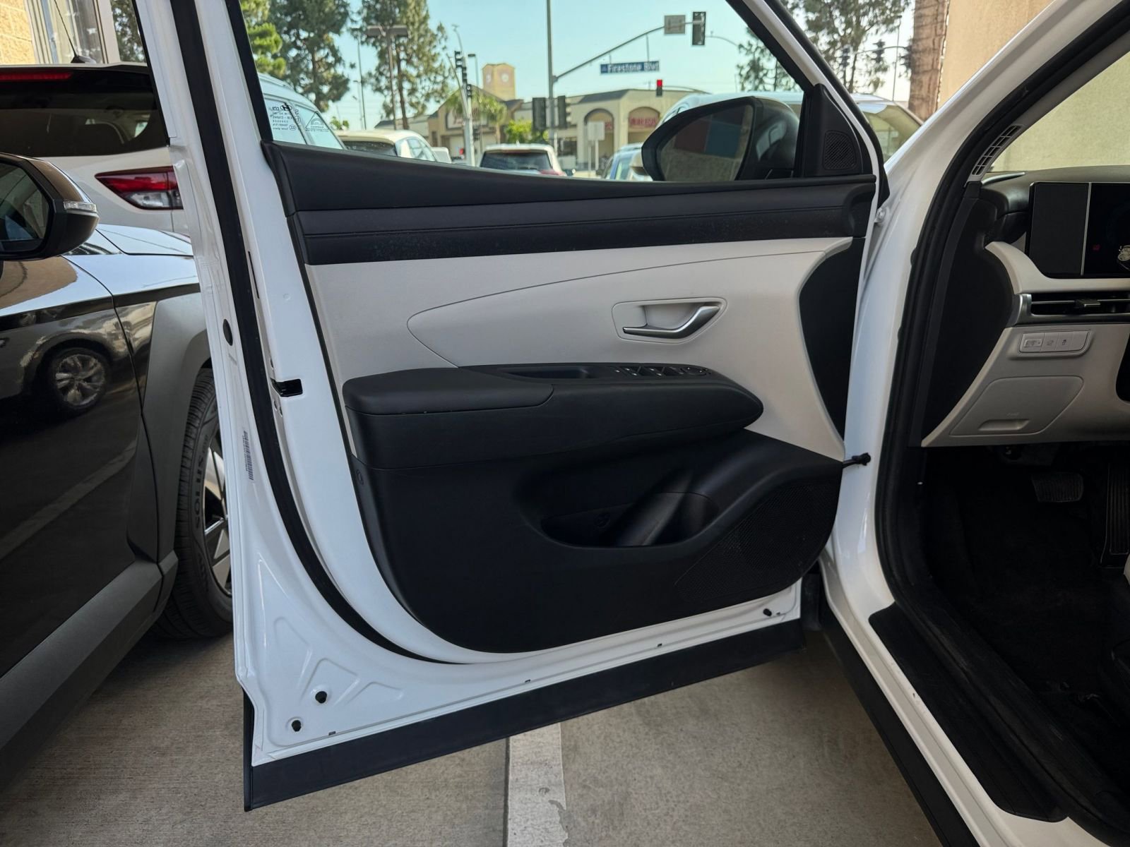 Used 2025 Hyundai Tucson SEL FWD image 18