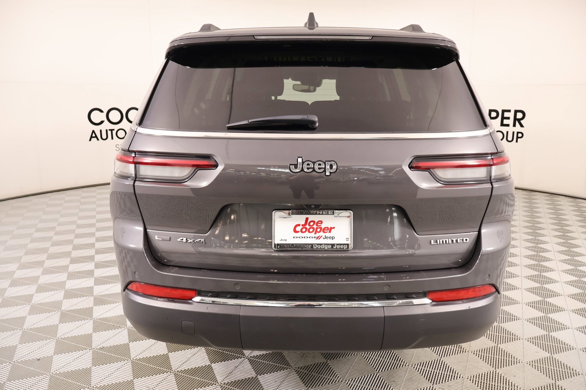 Used 2021 Jeep Grand Cherokee L Limited image 25