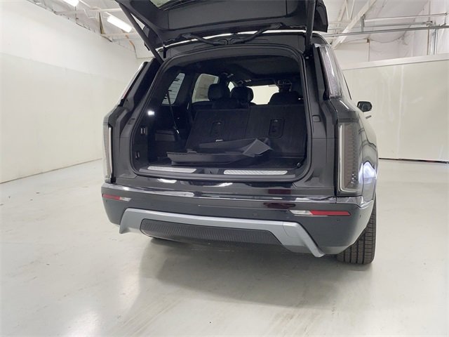 New 2026 Cadillac Vistiq Sport w/ LPO, Floor Liner Package image 27