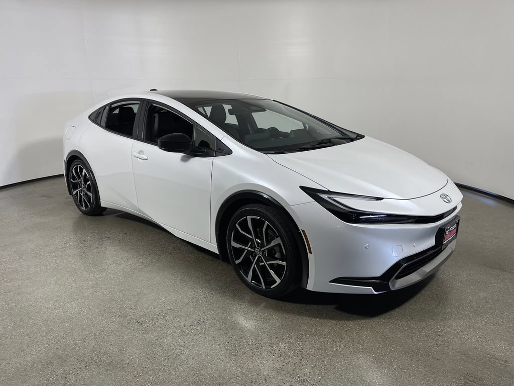 New 2026 Toyota Prius Plug-In Hybrid FWD image 1