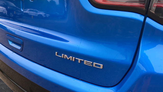 Used 2022 Jeep Compass Limited w/ Elite Group AWD/4WD image 31