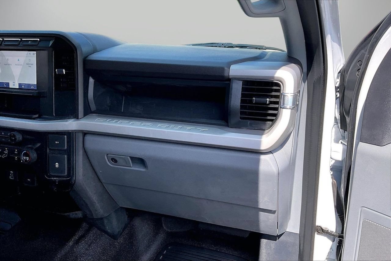 Used 2024 Ford F250 XL w/ XL Chrome Package AWD/4WD image 19