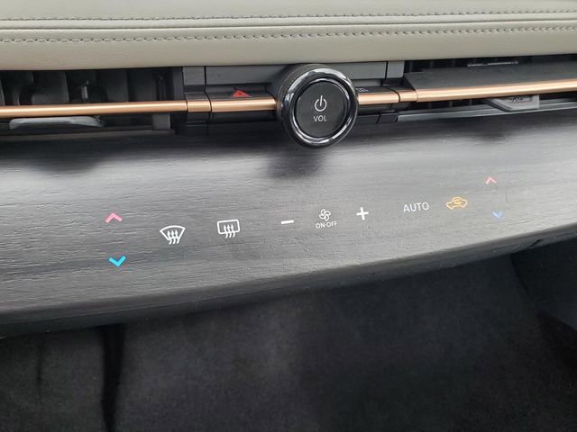 Certified 2023 Nissan Ariya FWD image 26