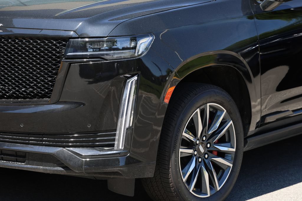 Used 2023 Cadillac Escalade Sport w/ Touring Package AWD/4WD image 6