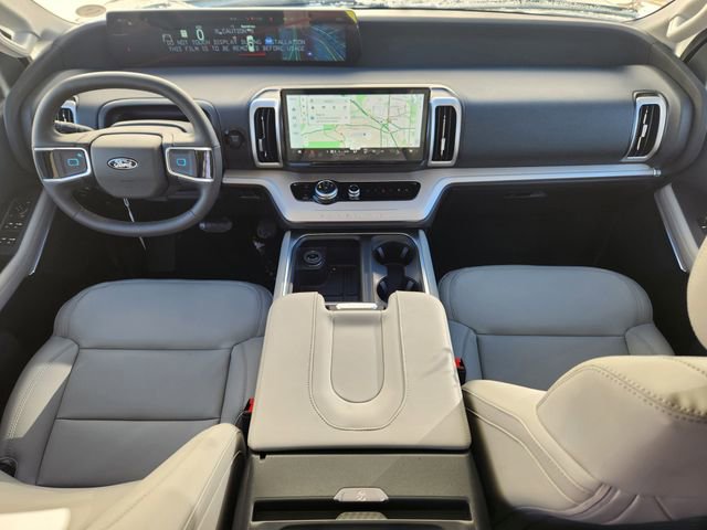 New 2026 Ford Expedition Active image 11