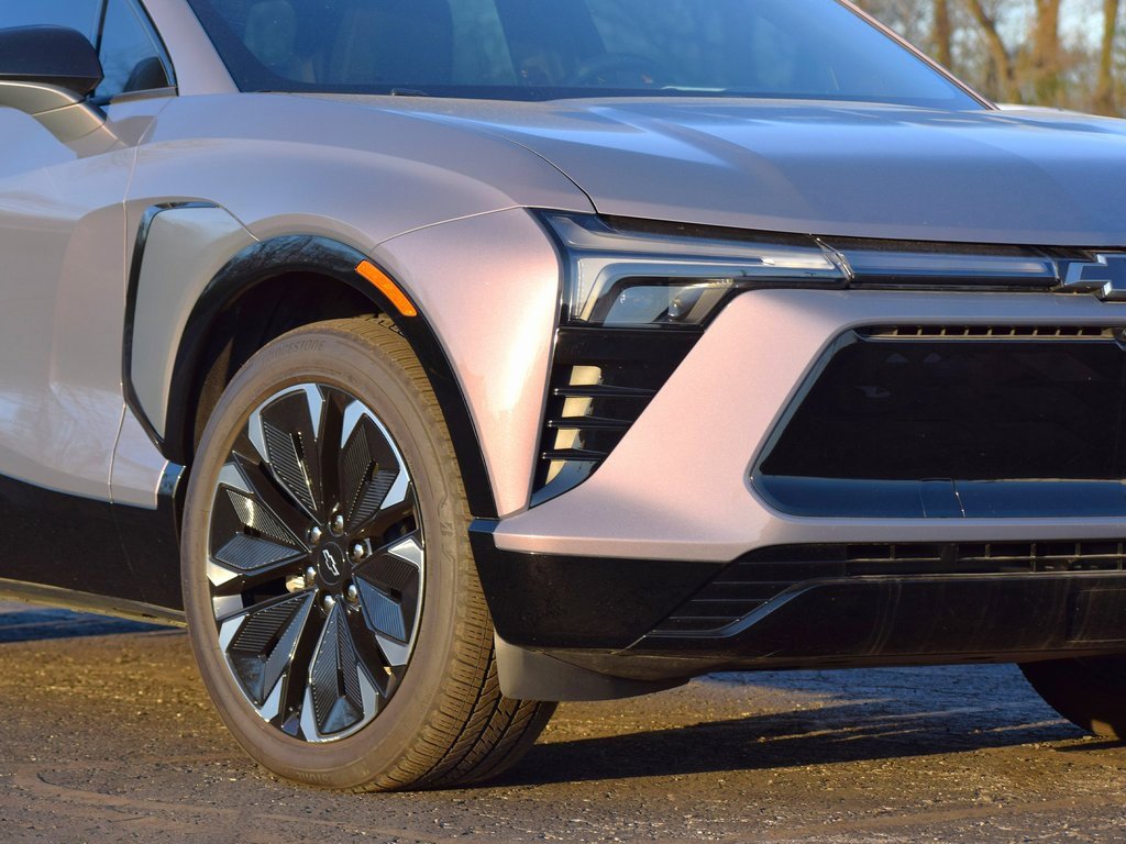 Used 2024 Chevrolet Blazer EV RS image 8