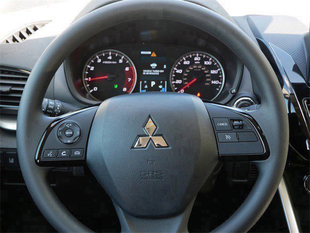 New 2025 Mitsubishi Eclipse Cross LE image 8