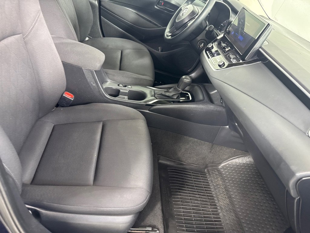 Used 2023 Toyota Corolla LE image 23
