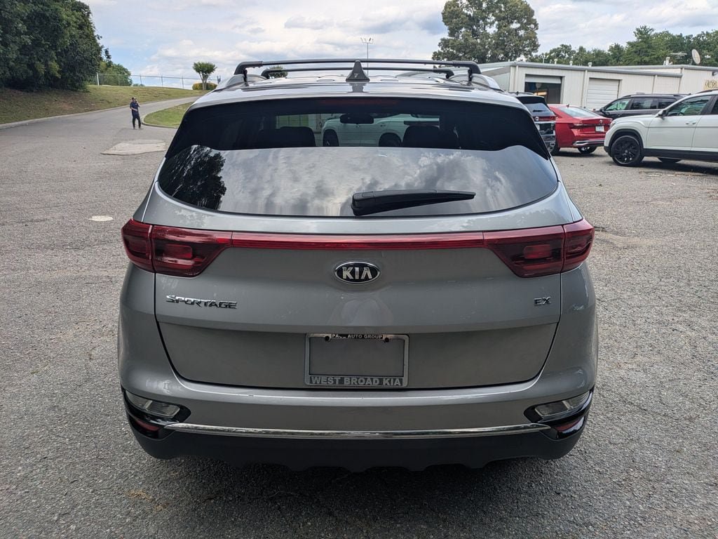 Used 2020 Kia Sportage EX FWD image 5