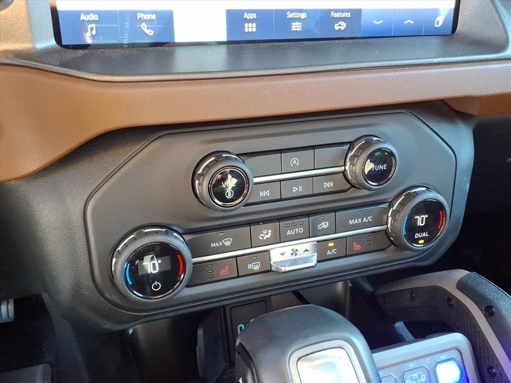 Used 2024 Ford Bronco Outer Banks image 6