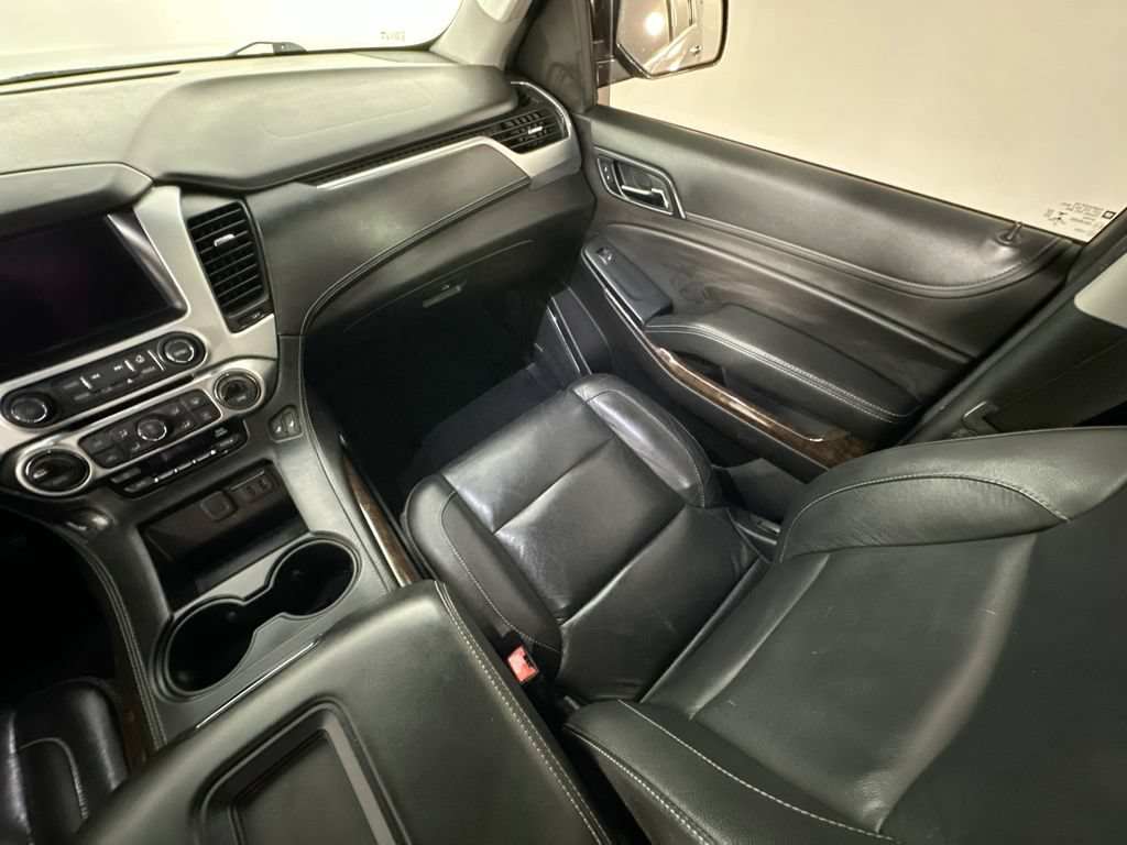 Used 2019 Chevrolet Suburban LT AWD/4WD image 11