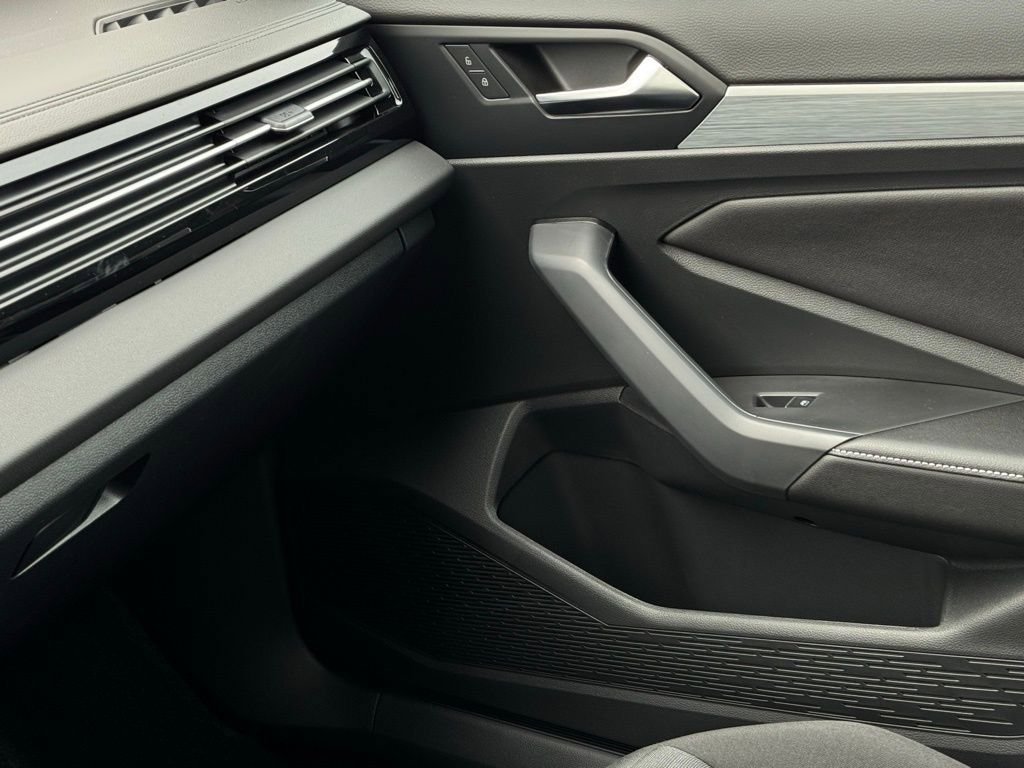 New 2026 Volkswagen Jetta S FWD image 32