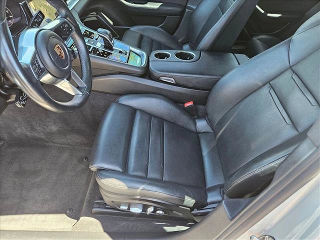 Used 2018 Porsche Panamera 4 image 17