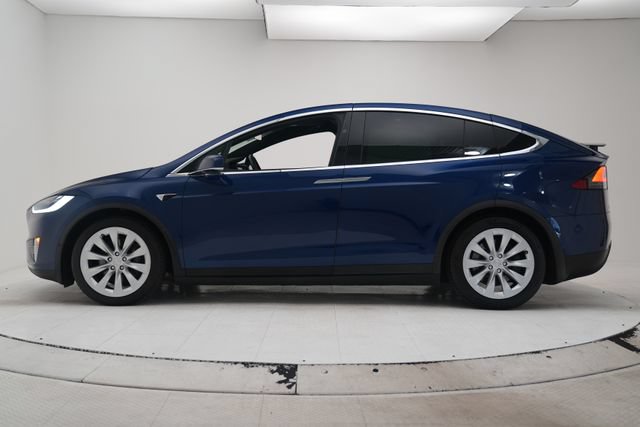 Used 2018 Tesla Model X 75D AWD/4WD image 9