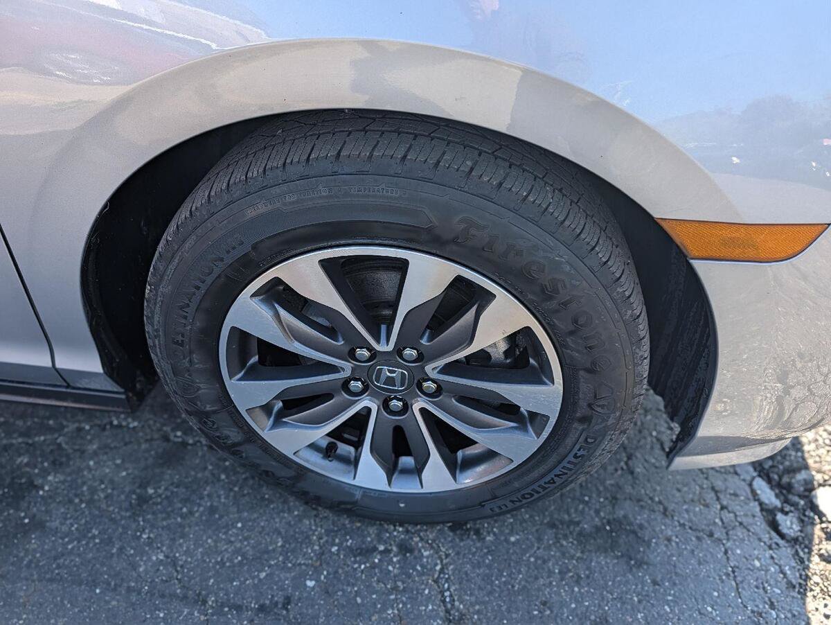 Used 2021 Honda Odyssey EX-L image 42