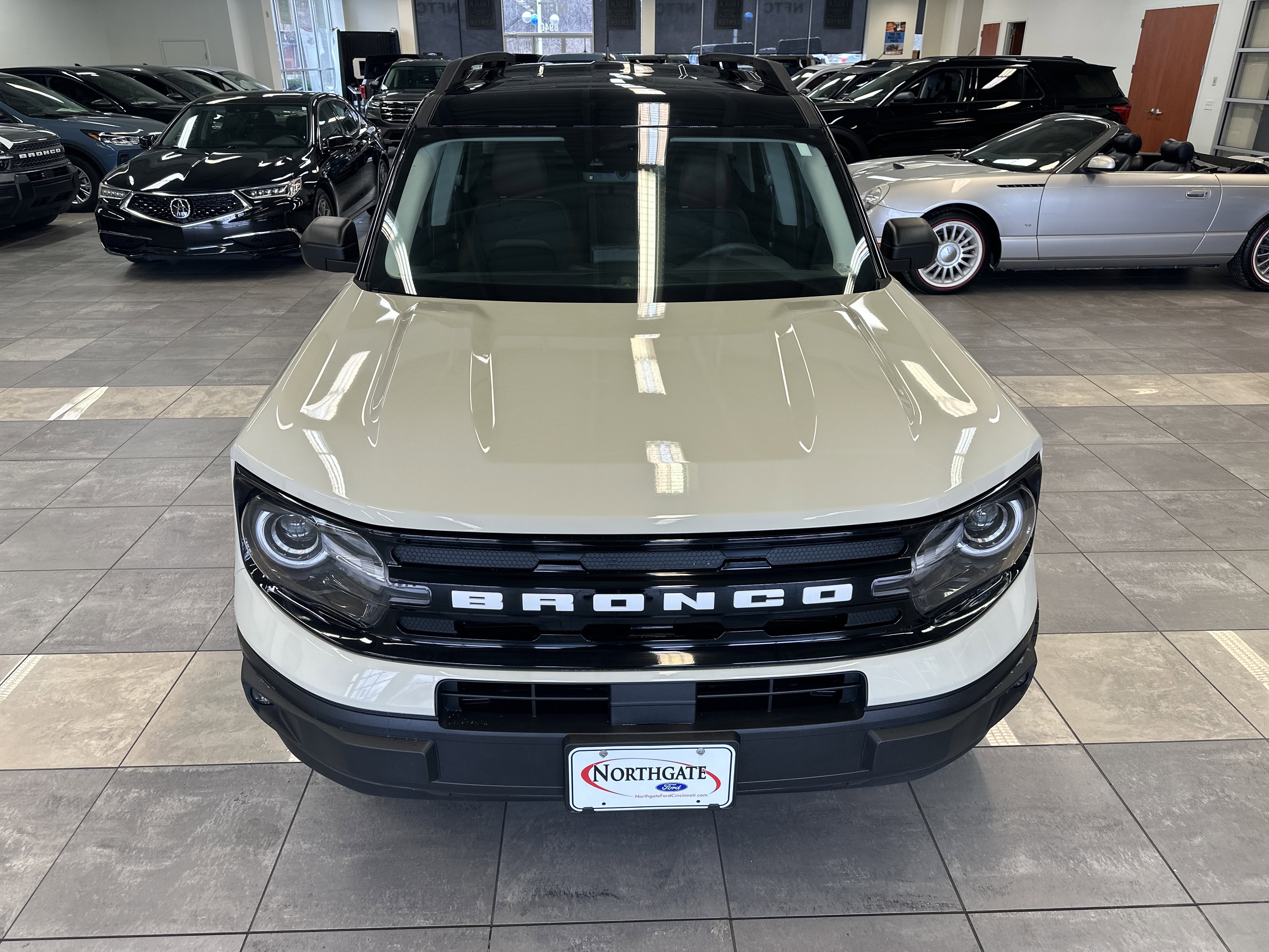 Used 2024 Ford Bronco Sport Outer Banks w/ Tech Package image 18