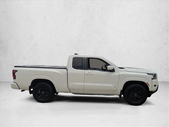 Used 2024 Nissan Frontier SV image 4
