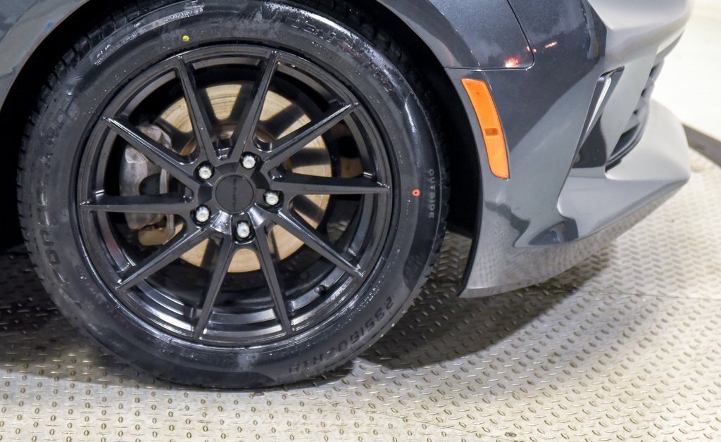 Used 2018 Chevrolet Camaro LT image 13