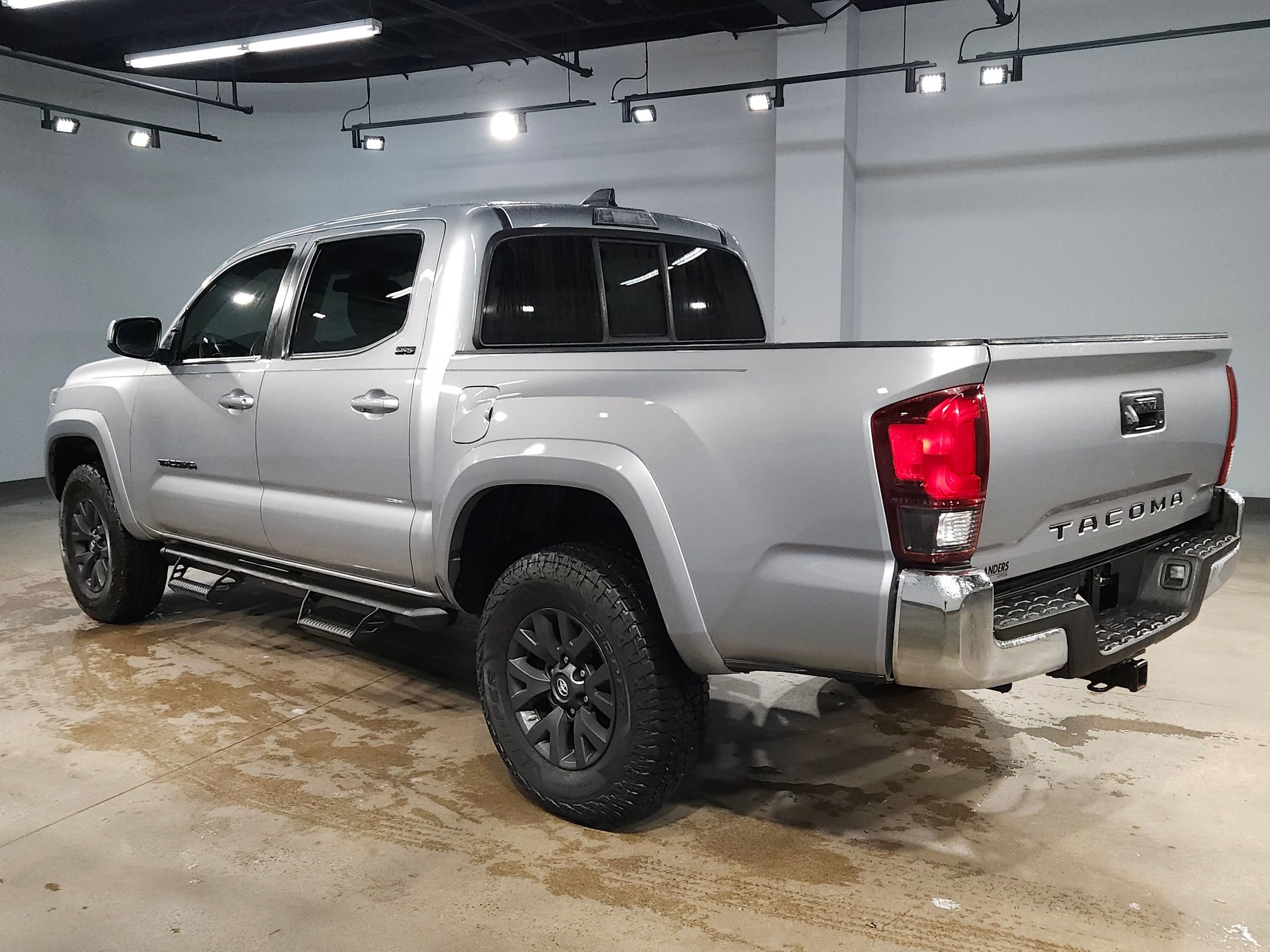 Used 2020 Toyota Tacoma SR5 image 5