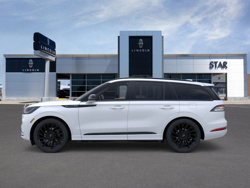 New 2026 Lincoln Aviator Reserve AWD/4WD image 3