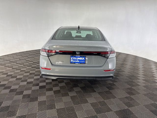 Certified 2025 Honda Accord SE image 9