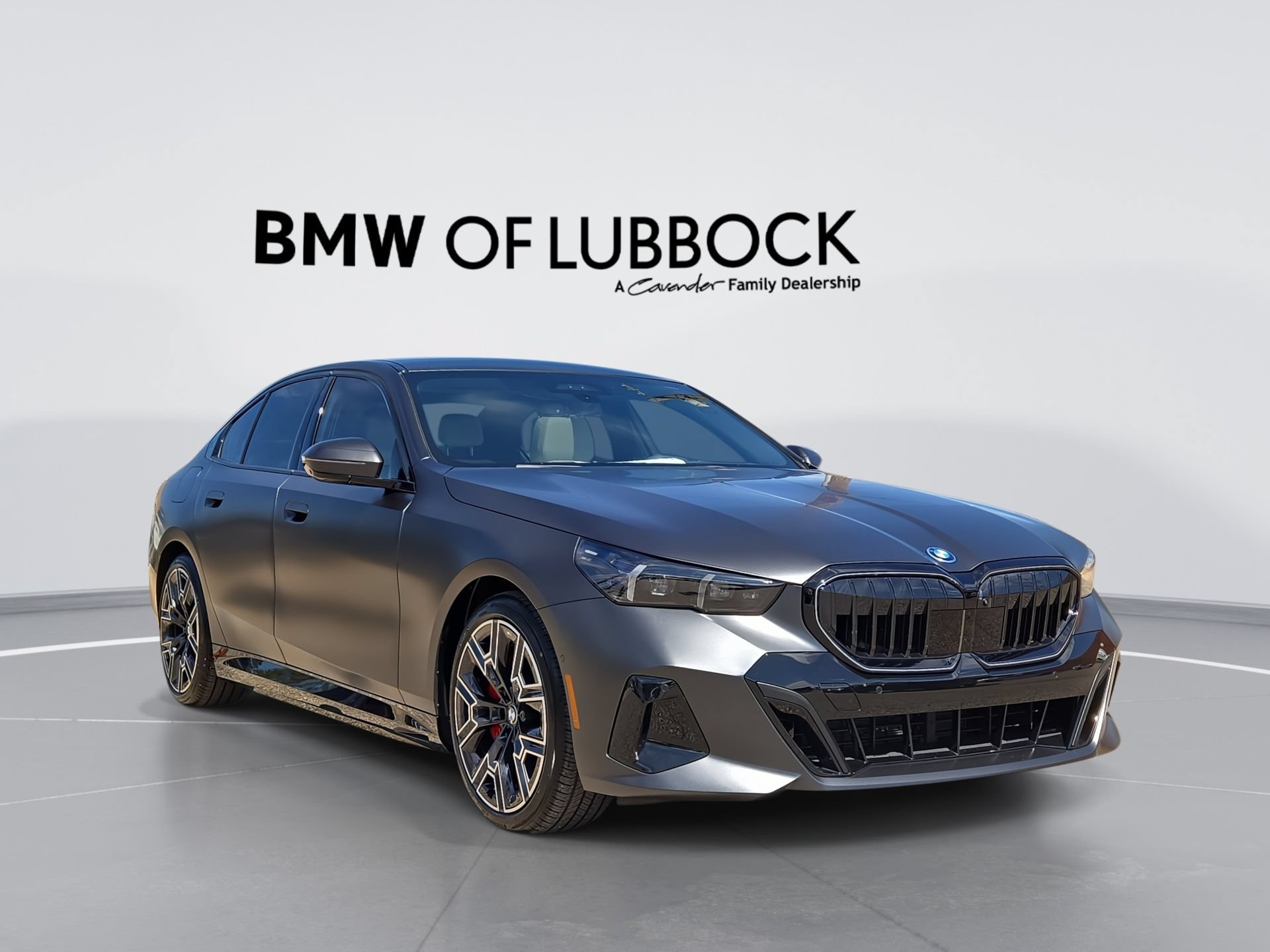 New 2027 BMW 550e xDrive AWD/4WD image 1