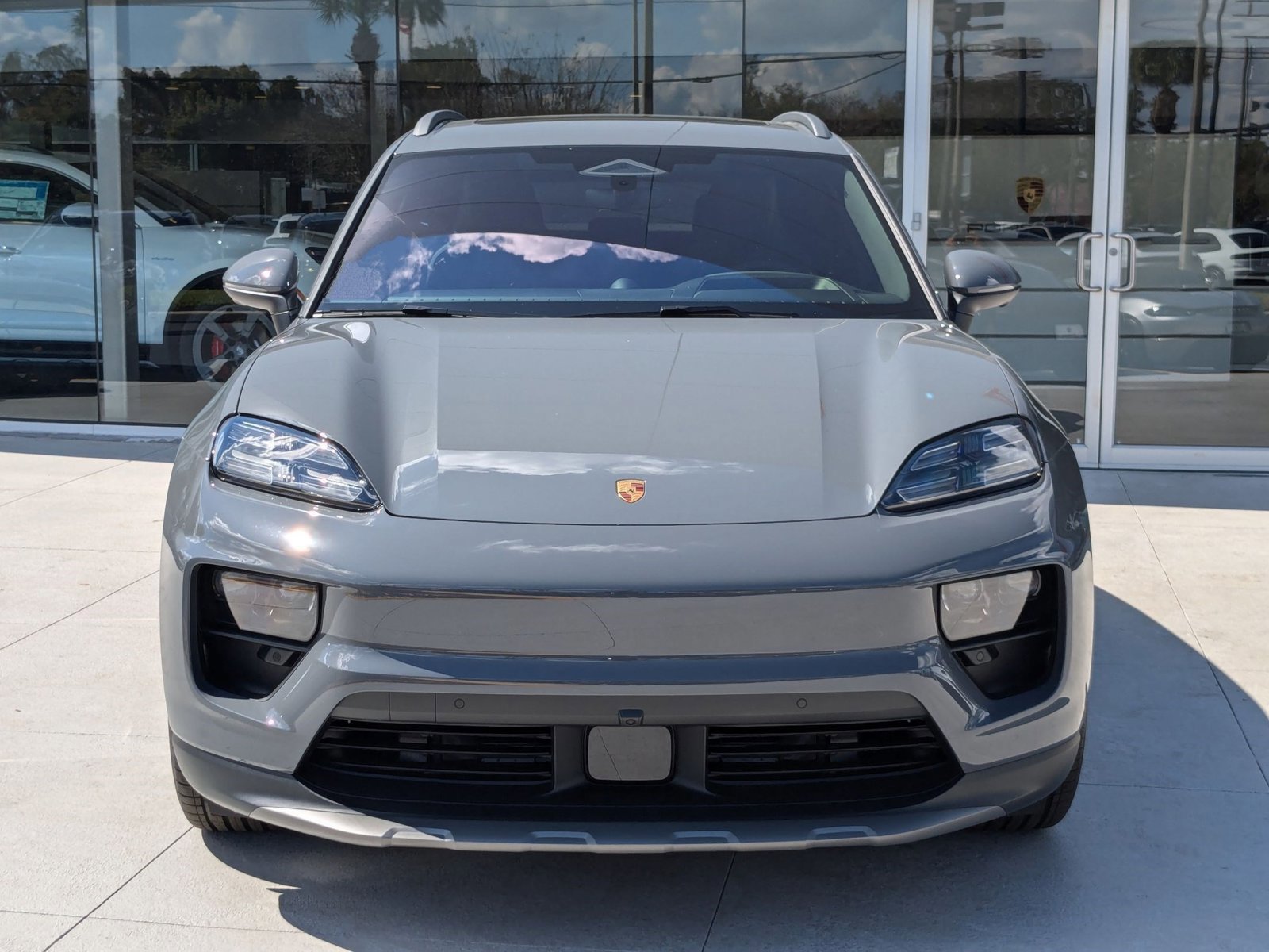 New 2025 Porsche Macan 4S Electric image 6