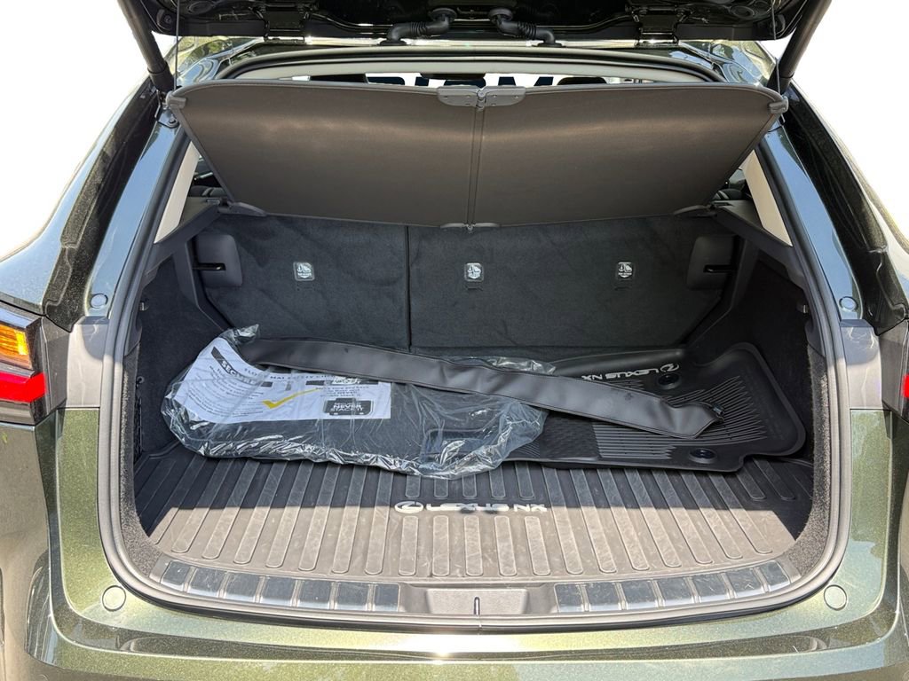 Used 2025 Lexus NX 350h AWD w/ Accessory Package (2T) image 20