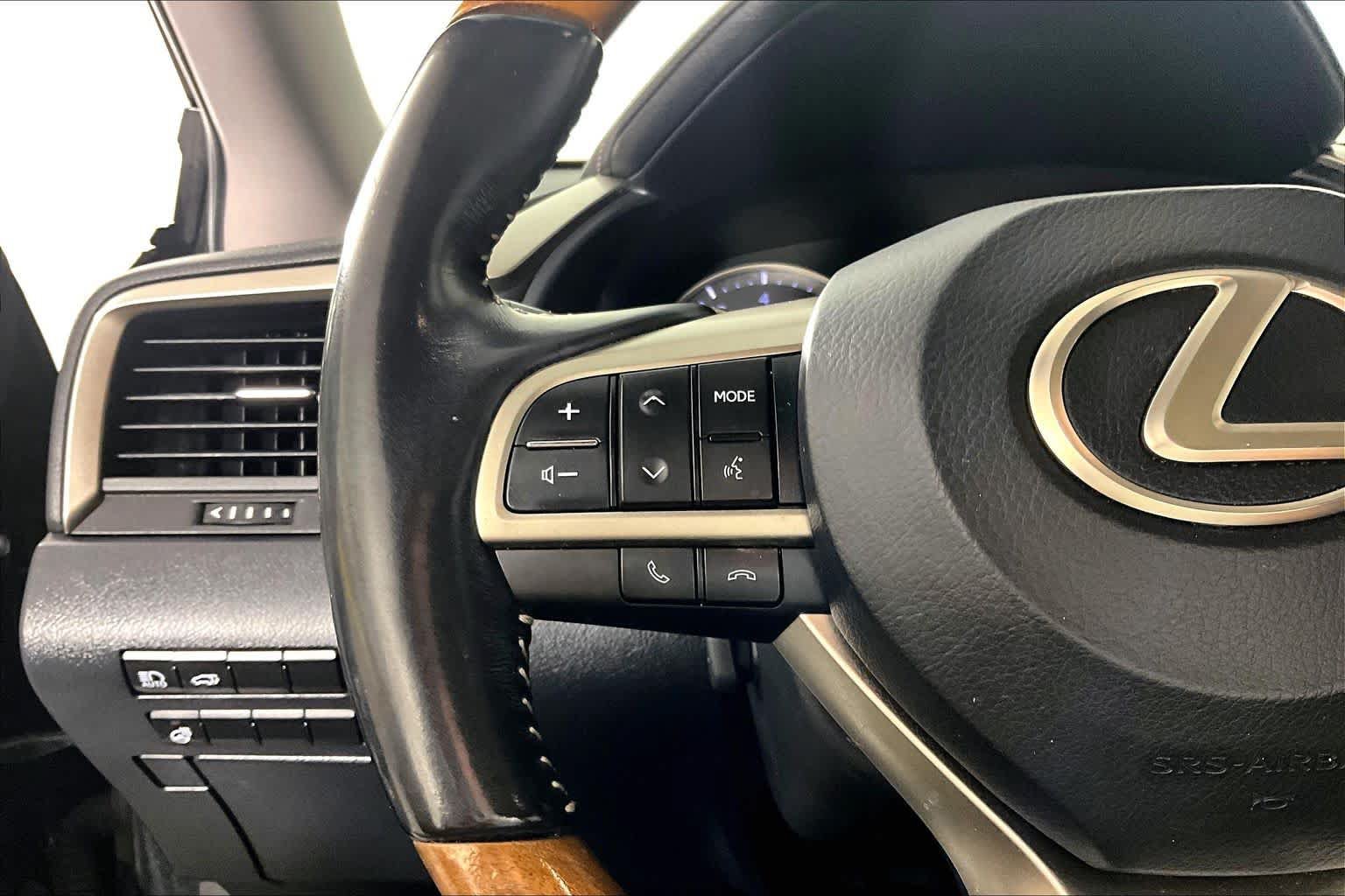 Used 2020 Lexus RX 350L FWD w/ Premium Package image 22