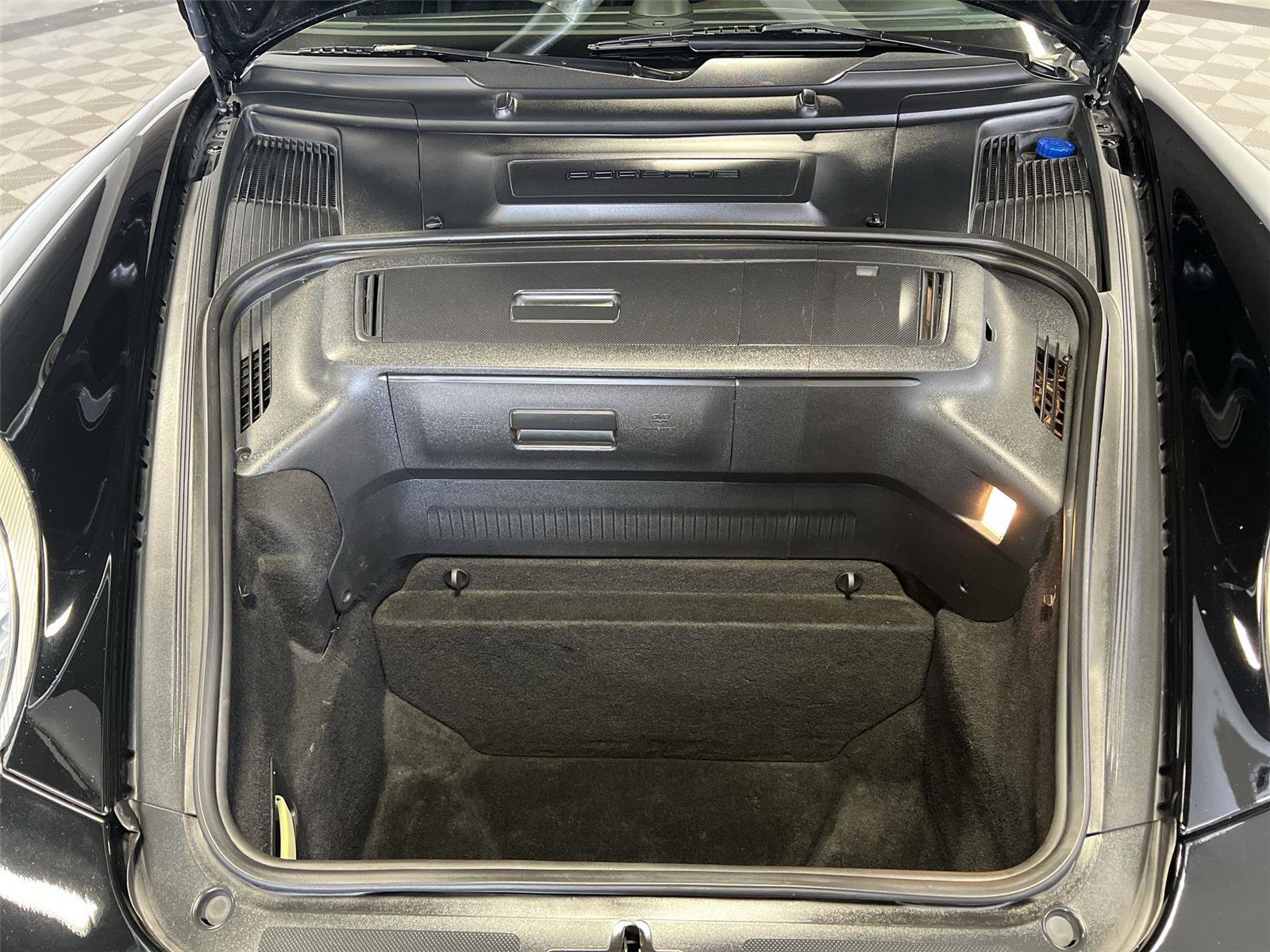 Used 2005 Porsche 911 Carrera S image 25