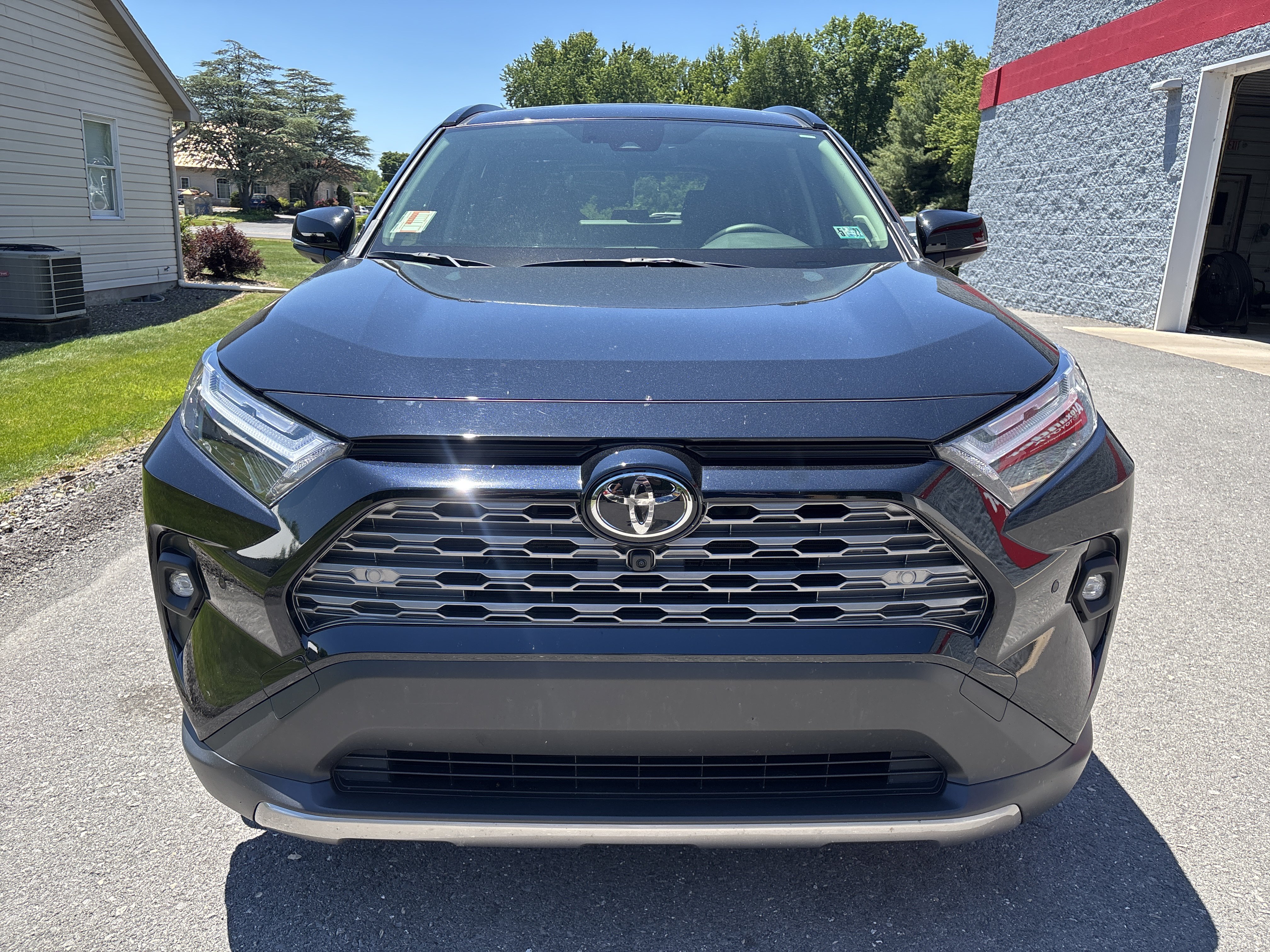 Certified 2025 Toyota RAV4 Limited w/ Advanced Technology Package AWD/4WD image 9