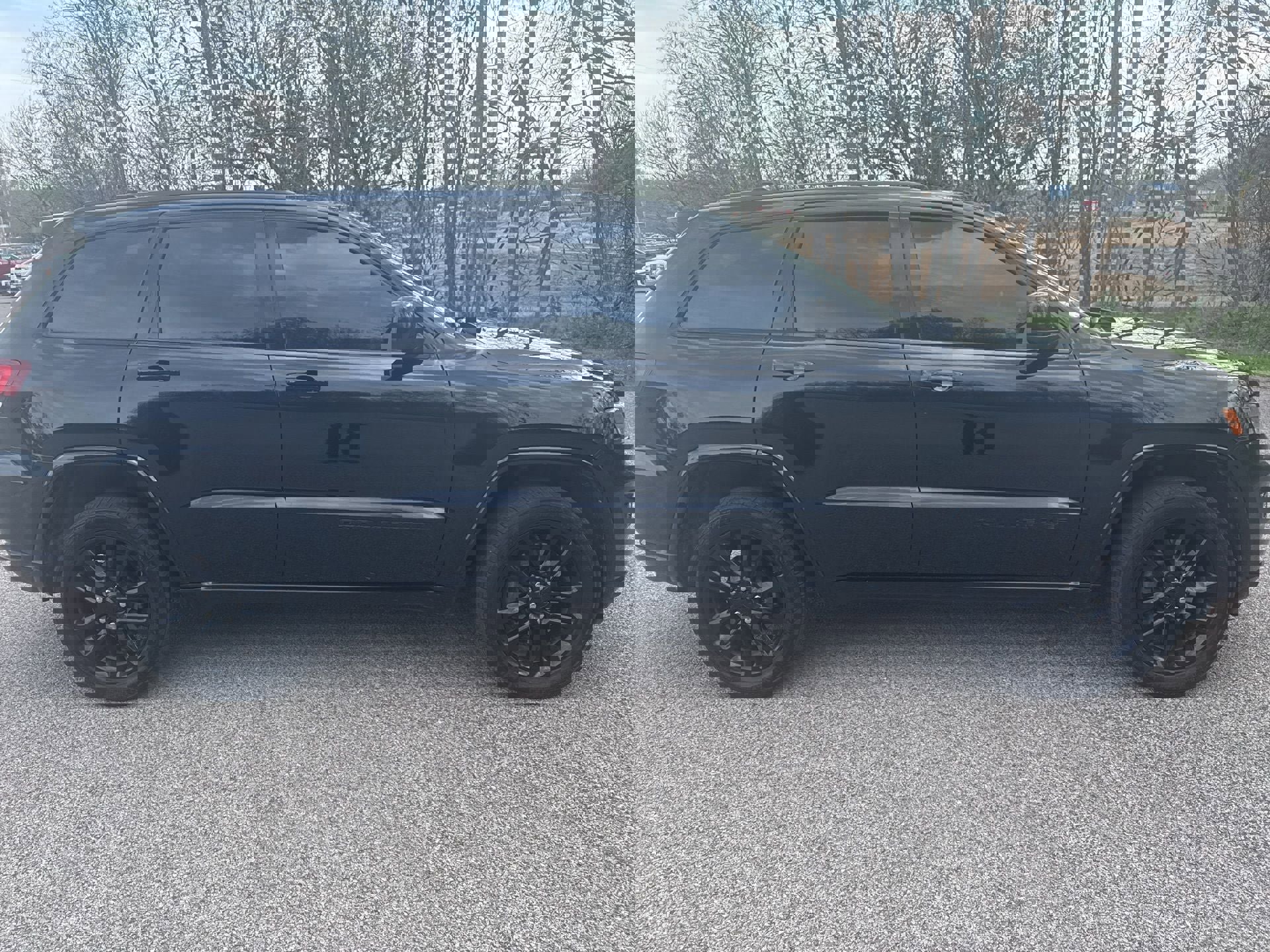 Used 2021 Jeep Grand Cherokee Laredo X image 5