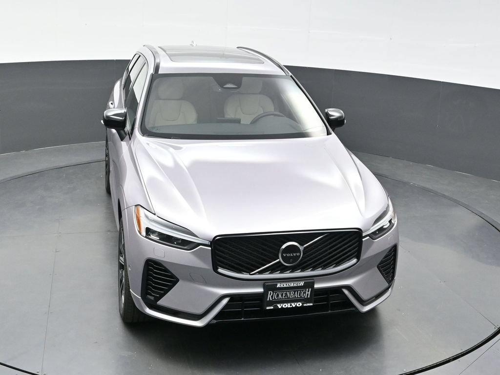 New 2026 Volvo XC60 T8 Plus w/ Climate Package PRO AWD/4WD image 30