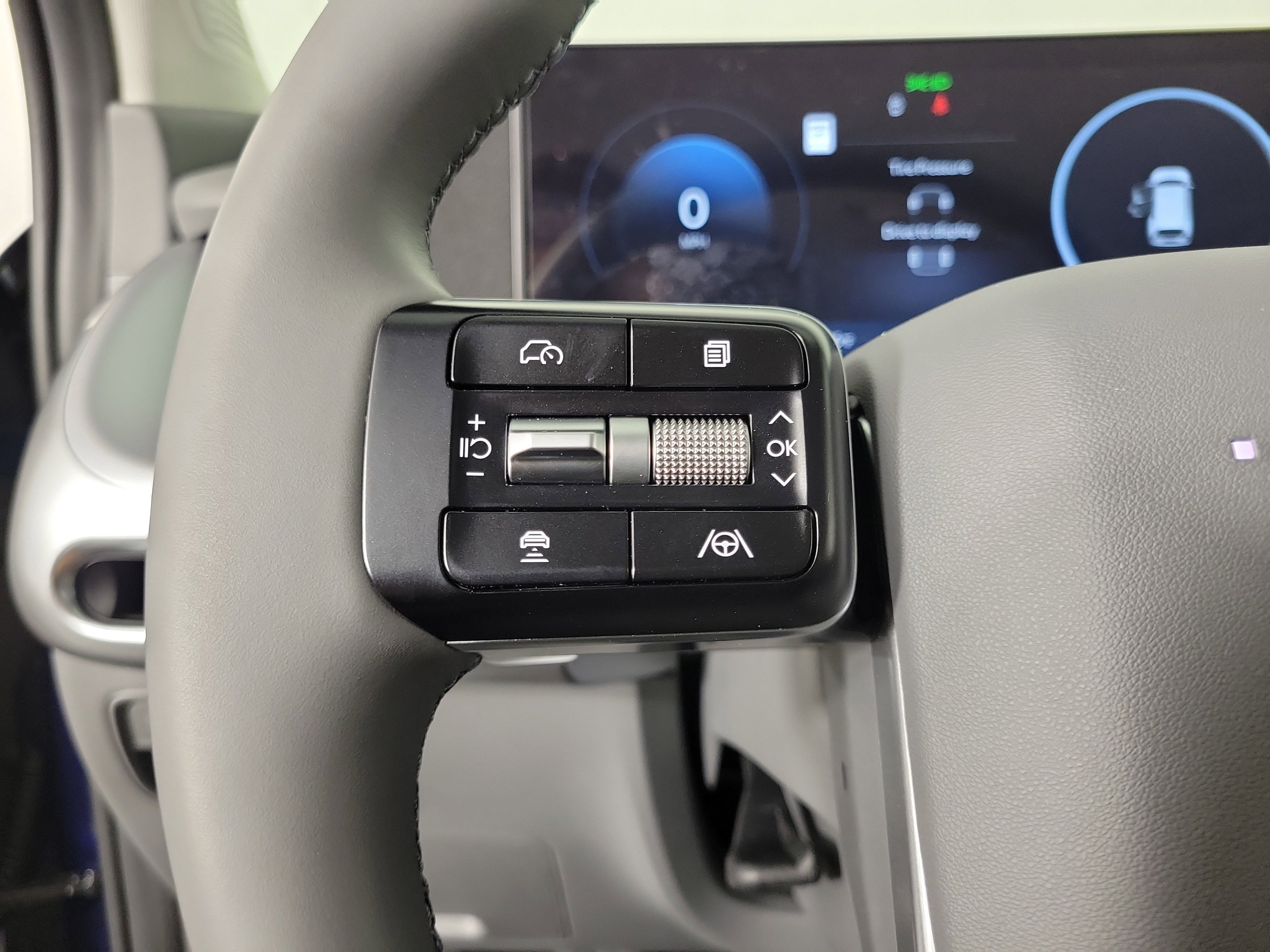 New 2026 Hyundai Ioniq 9 SEL image 22