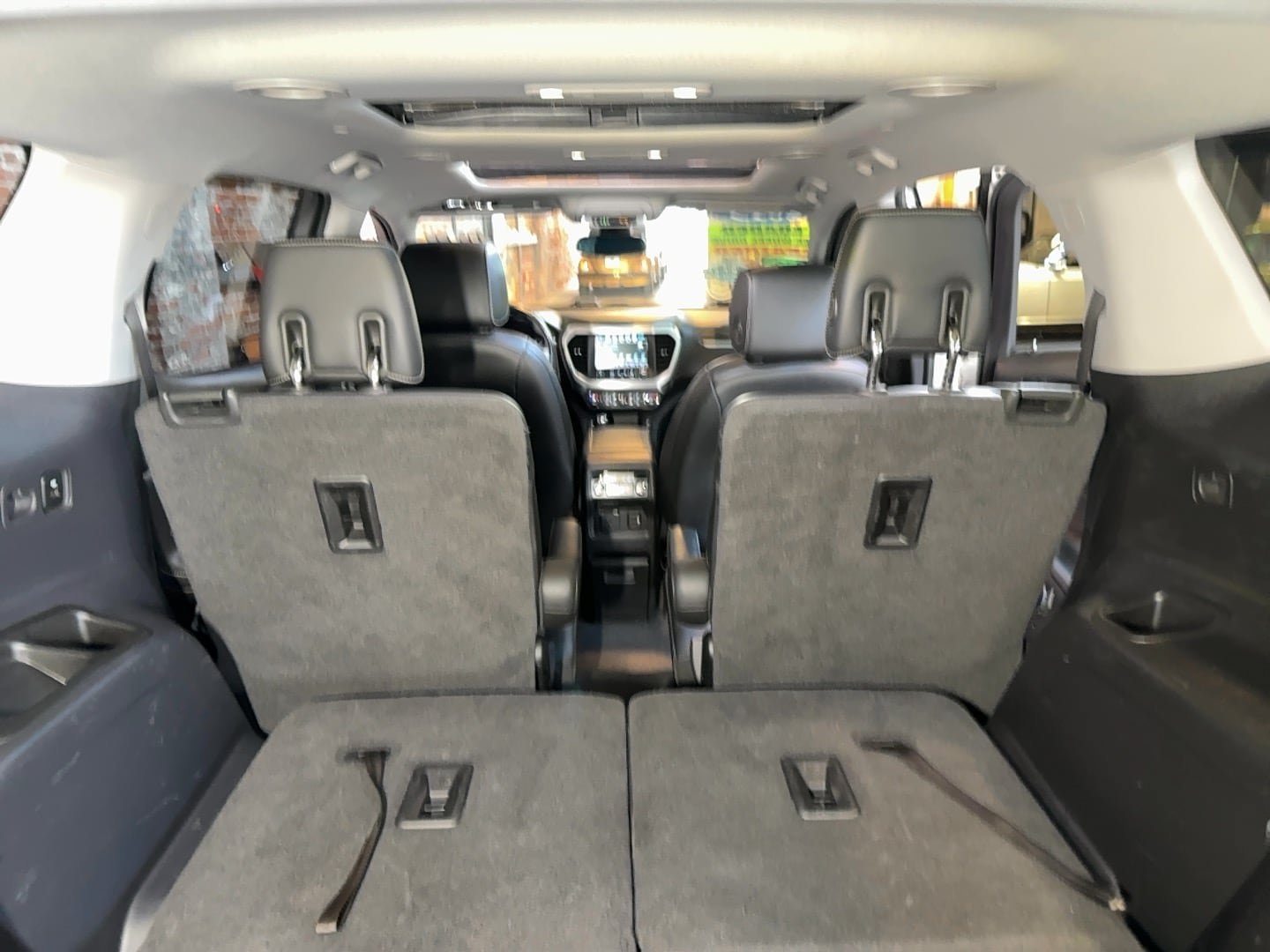 Used 2019 GMC Acadia SLT w/ LPO, Black Accent Package AWD/4WD image 78