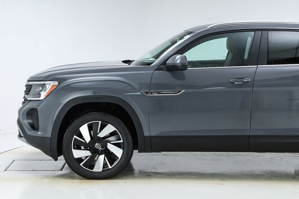 New 2026 Volkswagen Atlas Cross Sport SE image 41