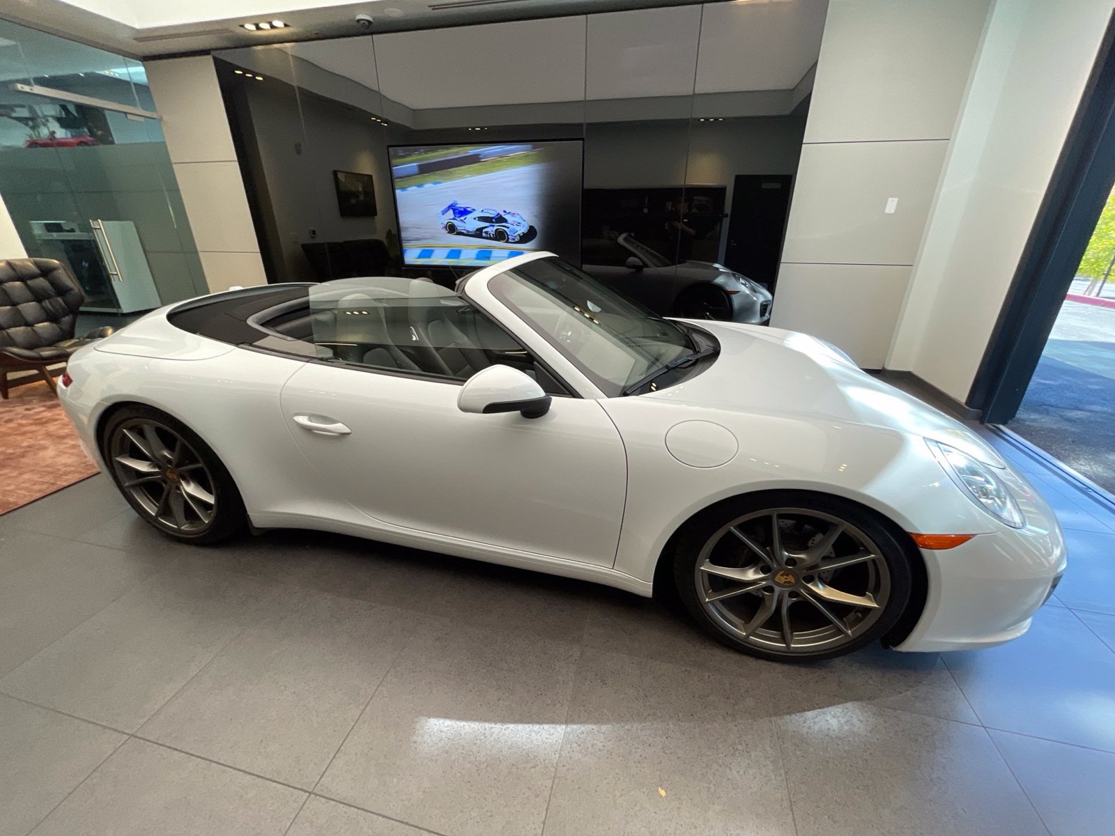 Used 2018 Porsche 911 Carrera RWD image 12