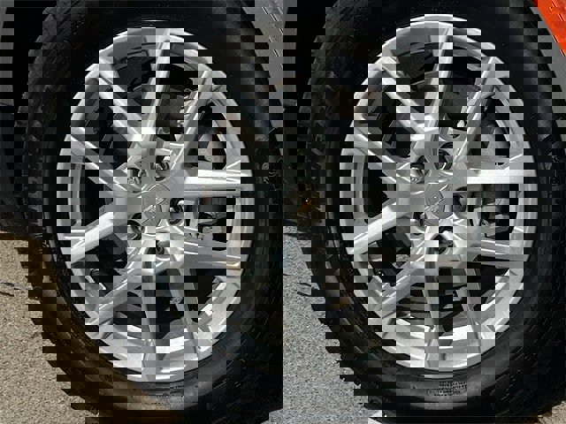 Used 2024 Chevrolet Equinox LT w/ LPO, Floor Liner Package image 10