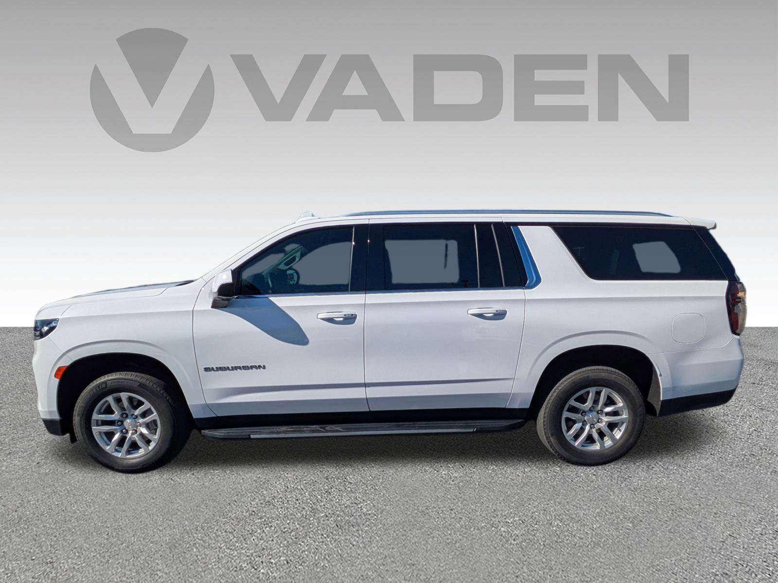 Used 2023 Chevrolet Suburban LS image 28