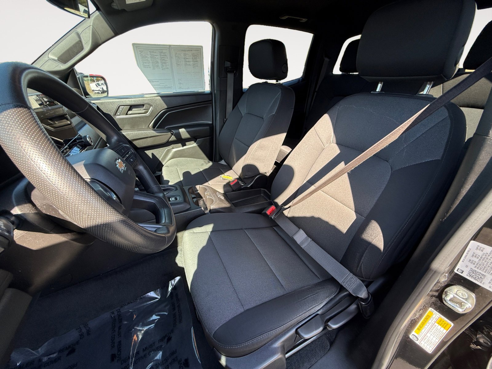 Used 2023 Chevrolet Colorado W/T image 10