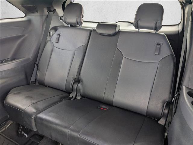 Used 2023 Toyota Sienna XSE w/ XSE Plus Package FWD image 19