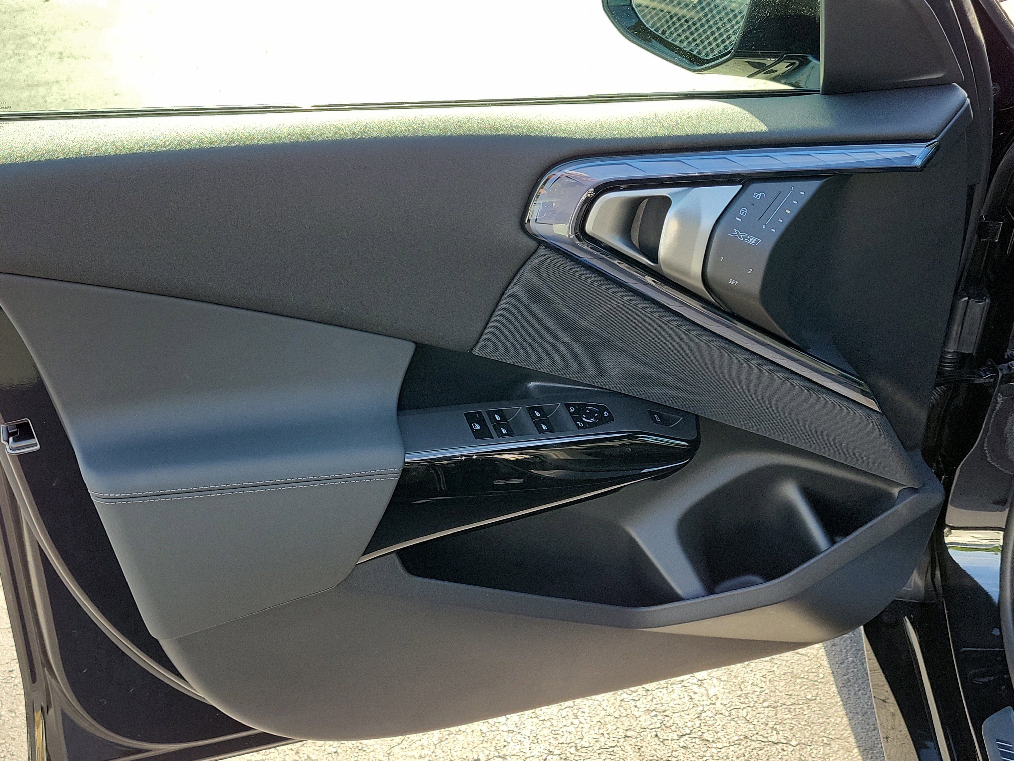 New 2026 BMW X3 xDrive30 w/ M Sport Package AWD/4WD image 13