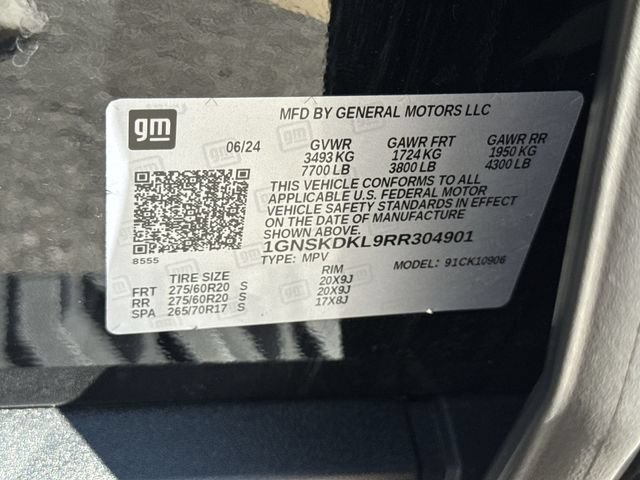 Used 2024 Chevrolet Suburban Z71 w/ Off-Road Capability Package AWD/4WD image 34