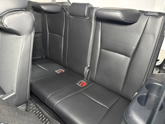 Used 2022 Toyota Highlander XLE AWD/4WD image 27