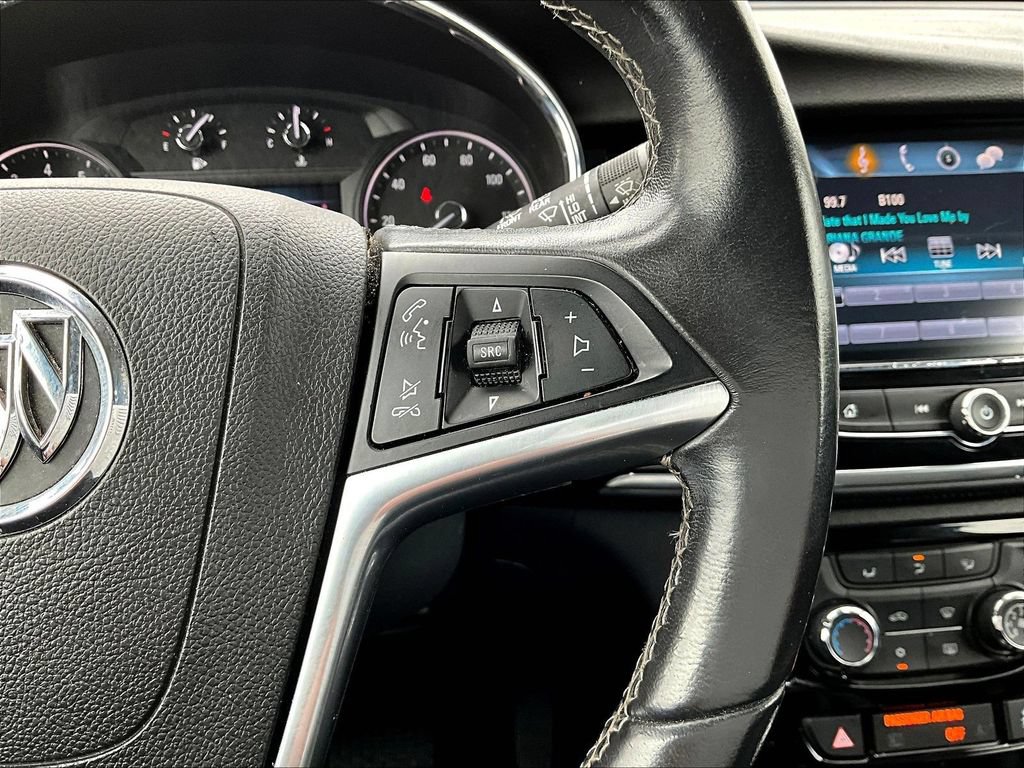 Used 2020 Buick Encore Preferred FWD image 14